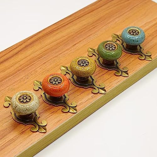 Vocal Pair of Retro Ceramic Knobs